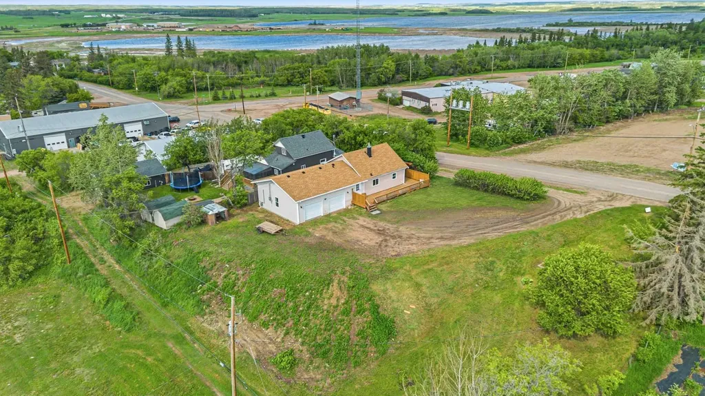 110 1st Avenue Paradise Hill SK S0M 2G0