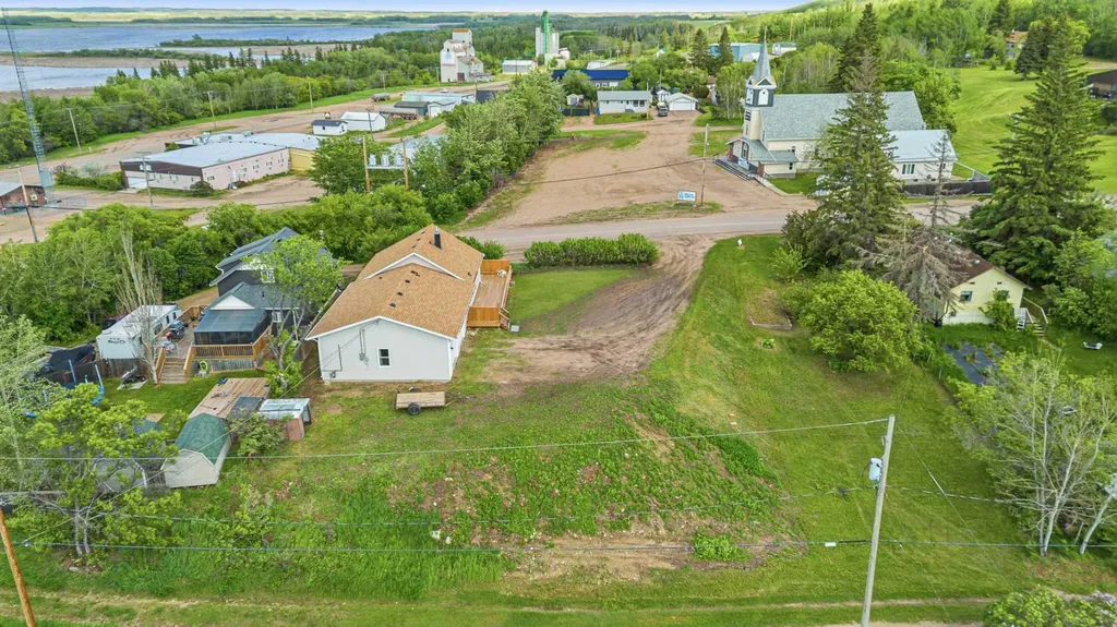 110 1st Avenue Paradise Hill SK S0M 2G0