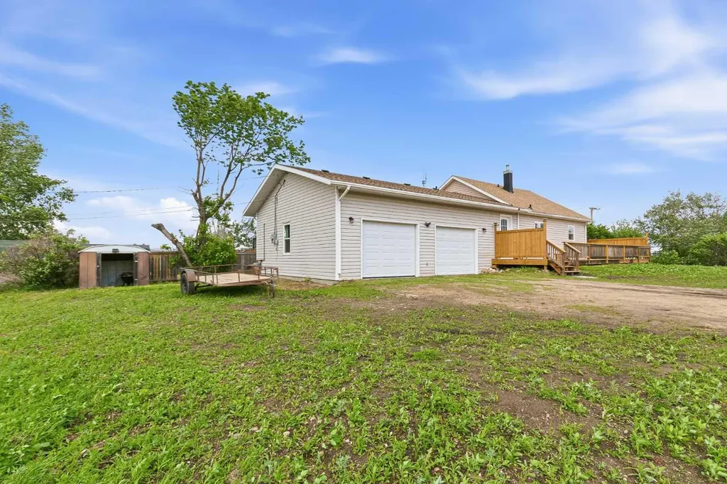 110 1st Avenue Paradise Hill SK S0M 2G0
