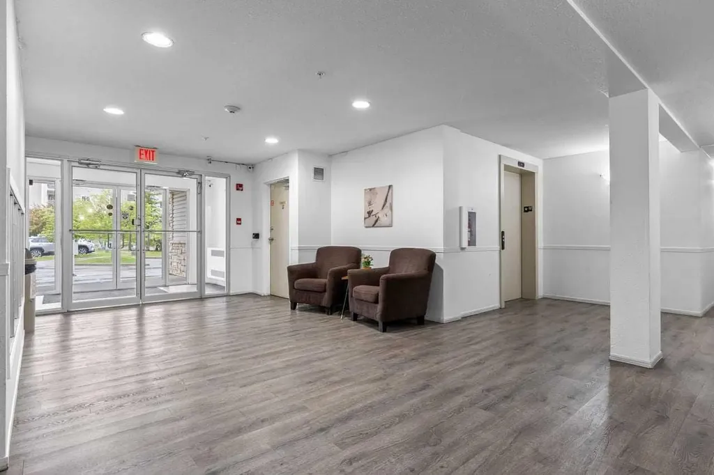 16320 24 Street SW Calgary AB T2Y5A1