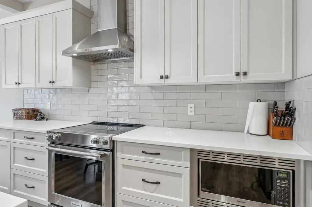 1104 Bayside Drive SW Airdrie AB T4B 4G9