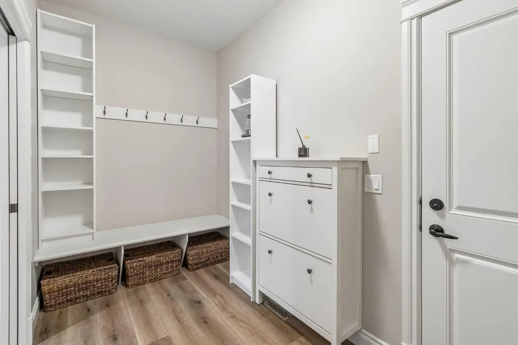 1104 Bayside Drive SW Airdrie AB T4B 4G9