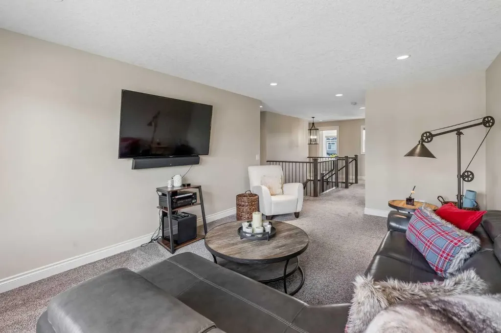 1104 Bayside Drive SW Airdrie AB T4B 4G9