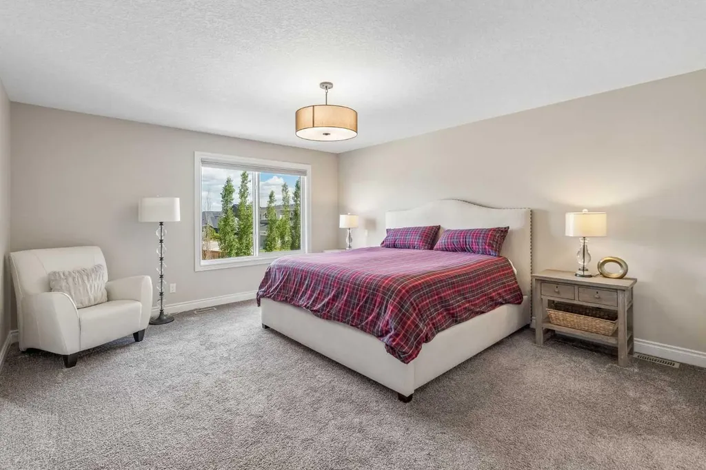 1104 Bayside Drive SW Airdrie AB T4B 4G9