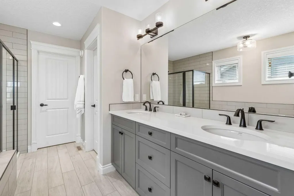 1104 Bayside Drive SW Airdrie AB T4B 4G9