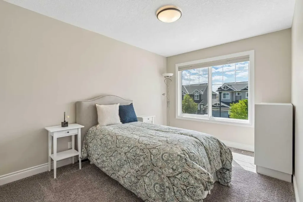 1104 Bayside Drive SW Airdrie AB T4B 4G9