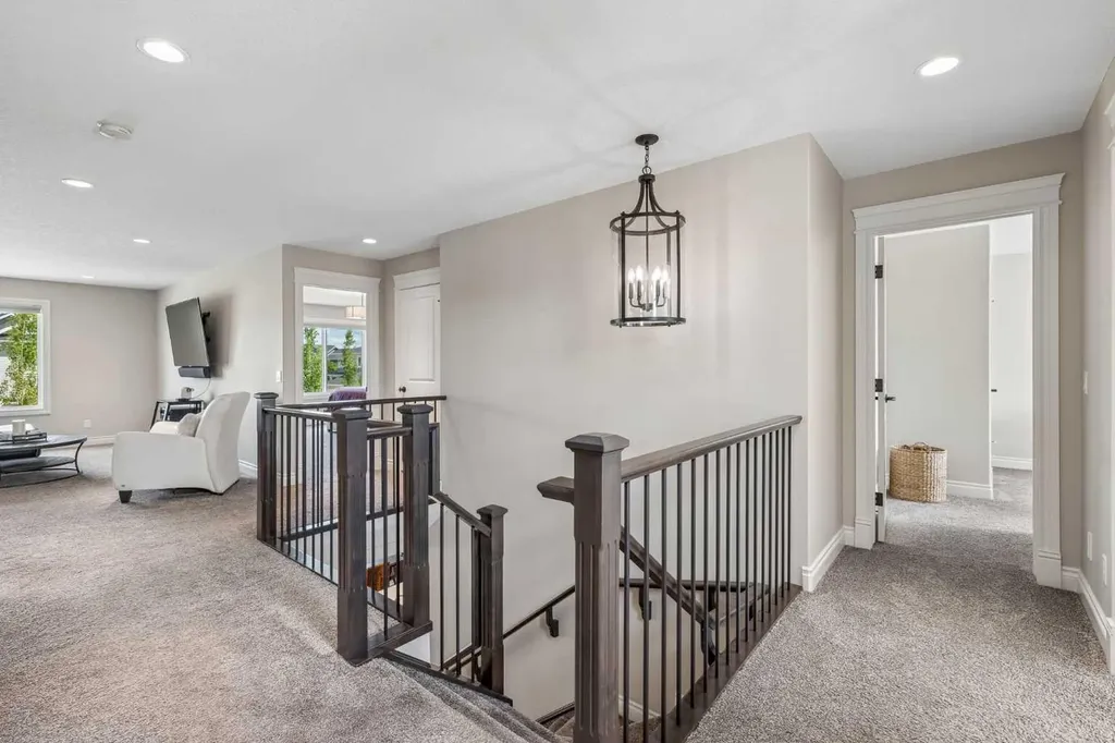 1104 Bayside Drive SW Airdrie AB T4B 4G9