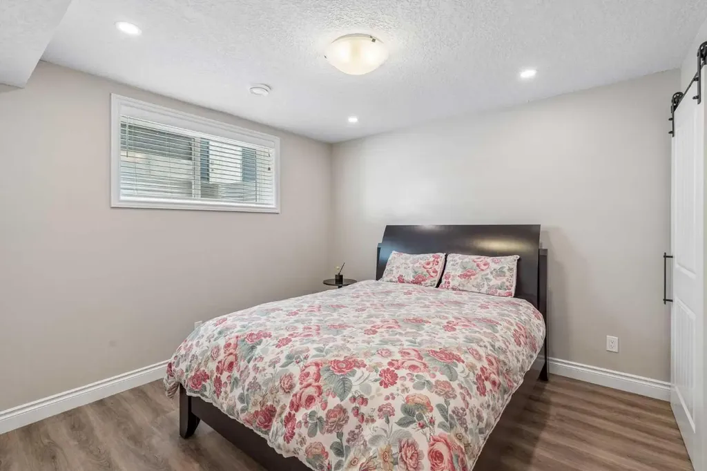 1104 Bayside Drive SW Airdrie AB T4B 4G9
