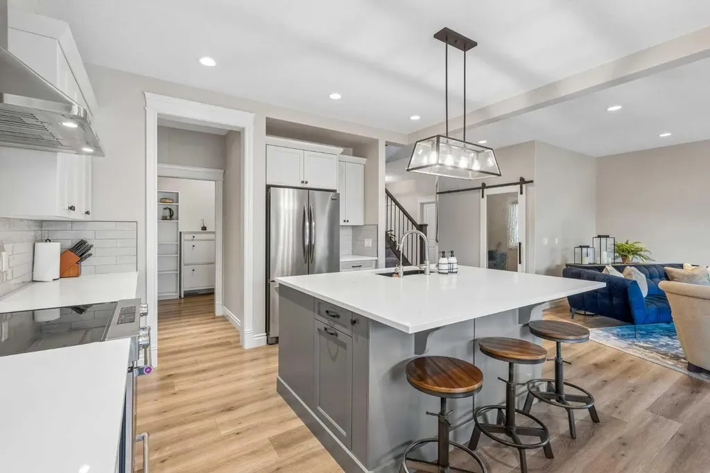 1104 Bayside Drive SW Airdrie AB T4B 4G9