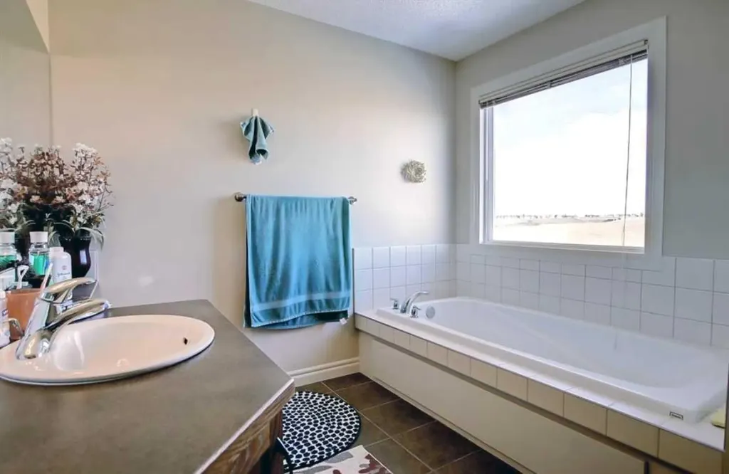 77 Silverado Creek Crescent SW Calgary AB T2X0C6