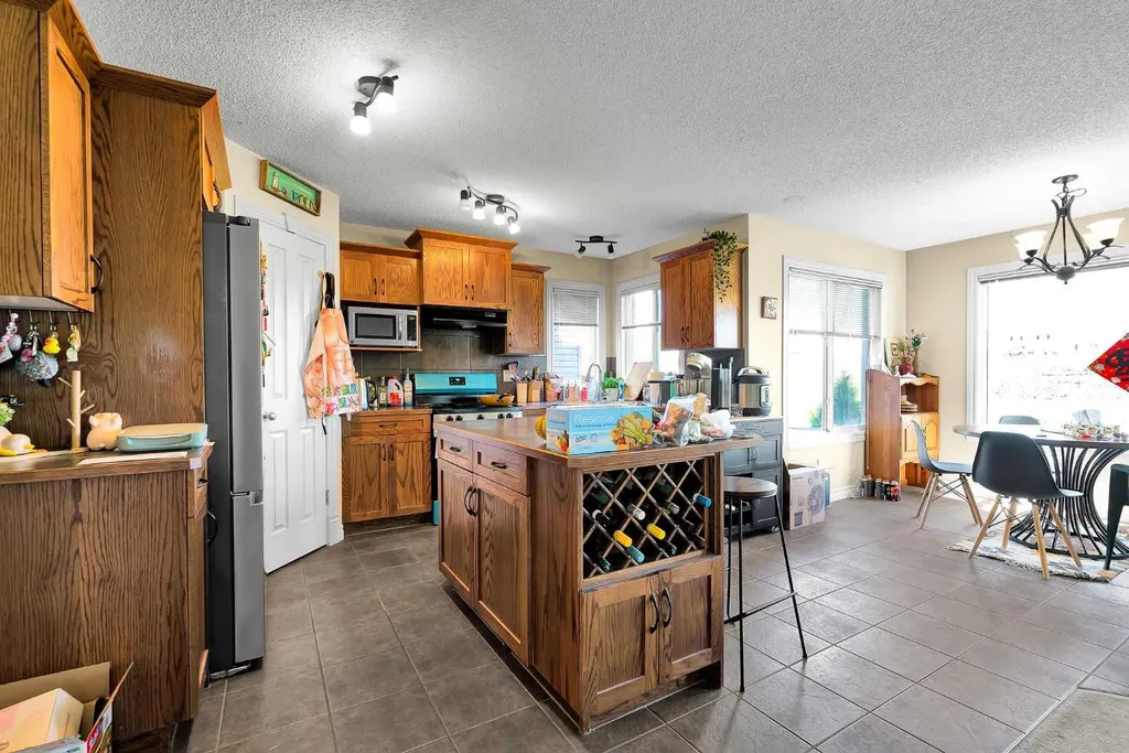 77 Silverado Creek Crescent SW Calgary AB T2X0C6