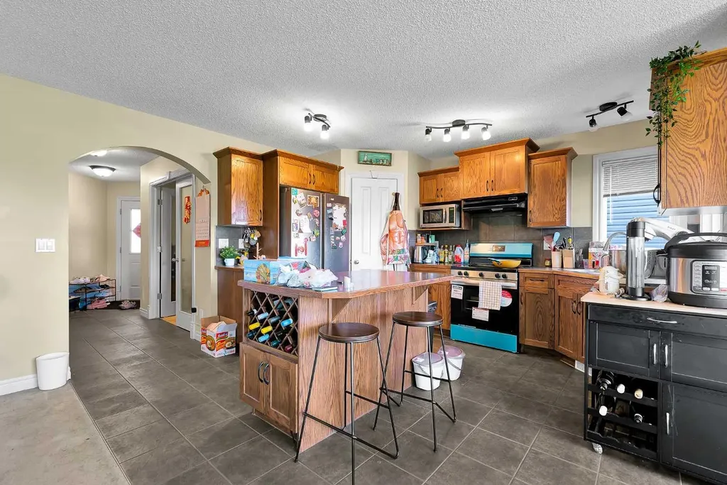 77 Silverado Creek Crescent SW Calgary AB T2X0C6