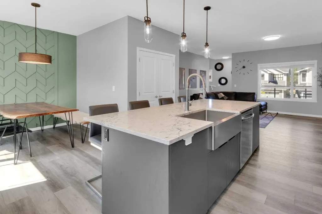 264 Harvest Hills Way NE Calgary AB T3K 2P3