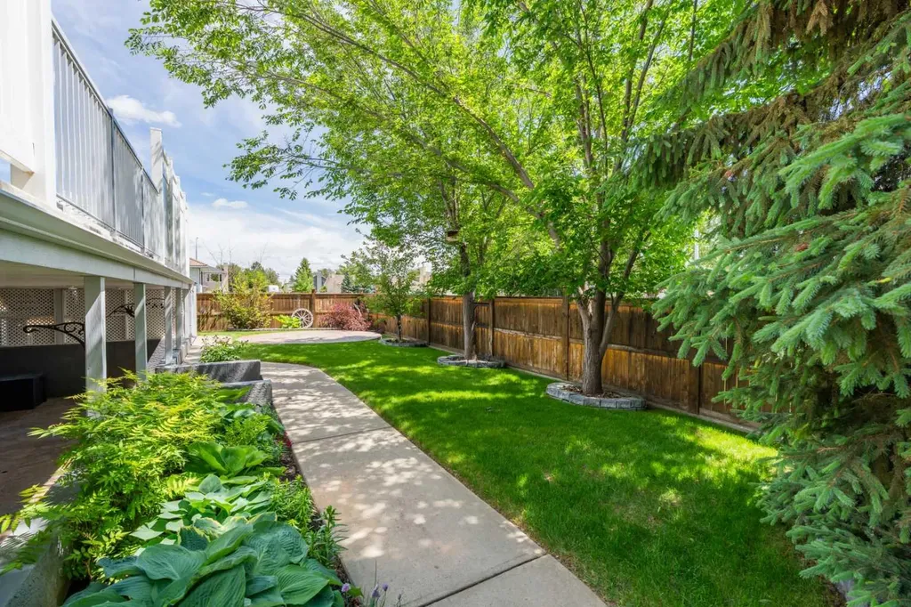4016 49 Avenue Taber AB T1G 1C8