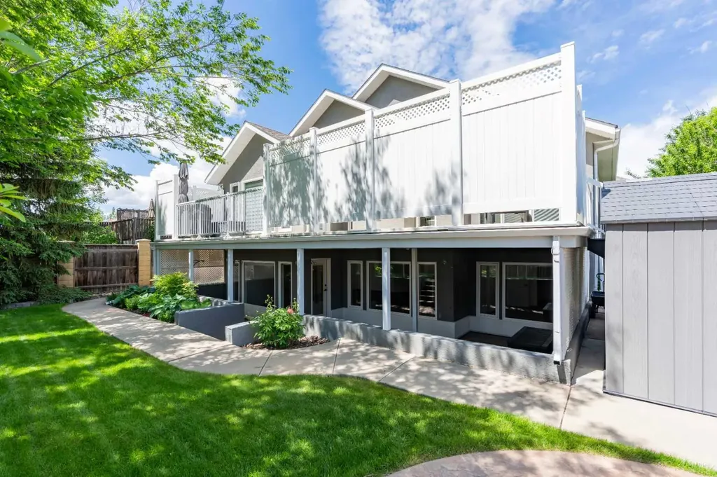 4016 49 Avenue Taber AB T1G 1C8