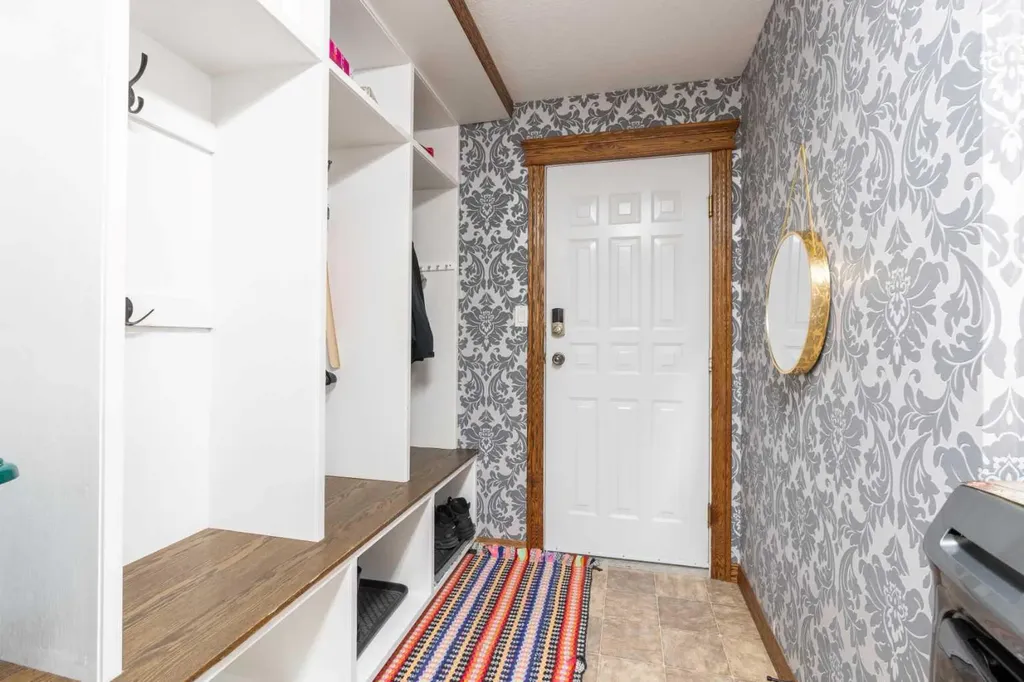 4016 49 Avenue Taber AB T1G 1C8