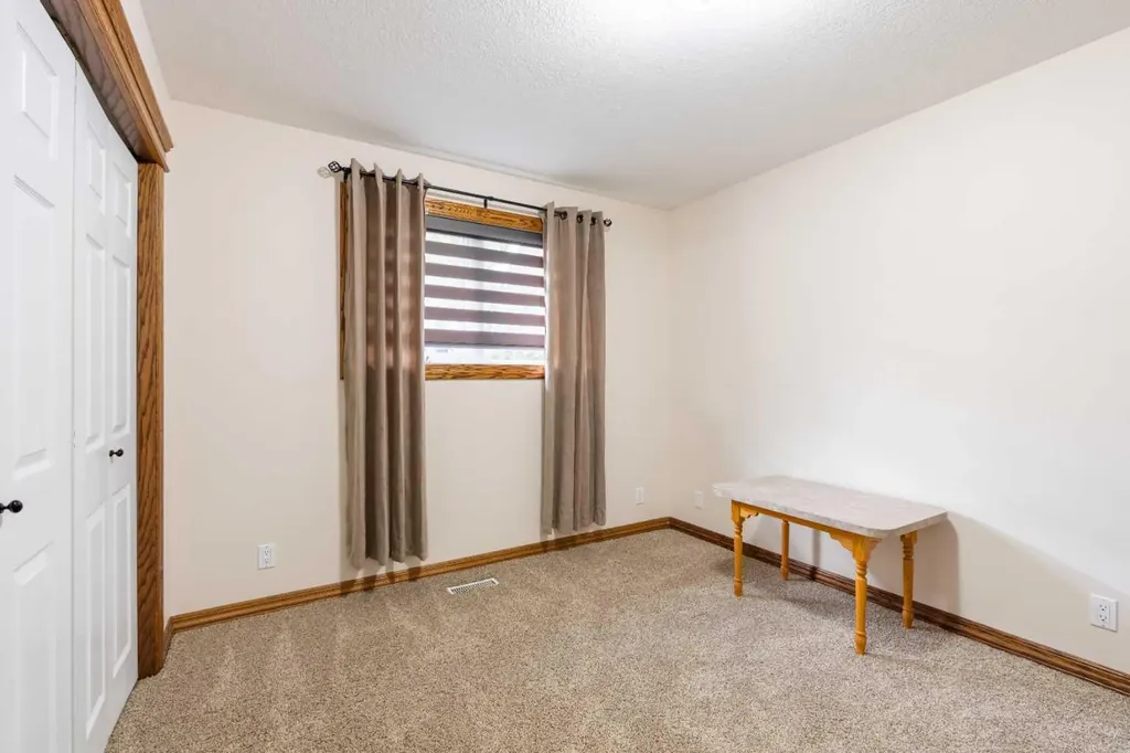 4016 49 Avenue Taber AB T1G 1C8