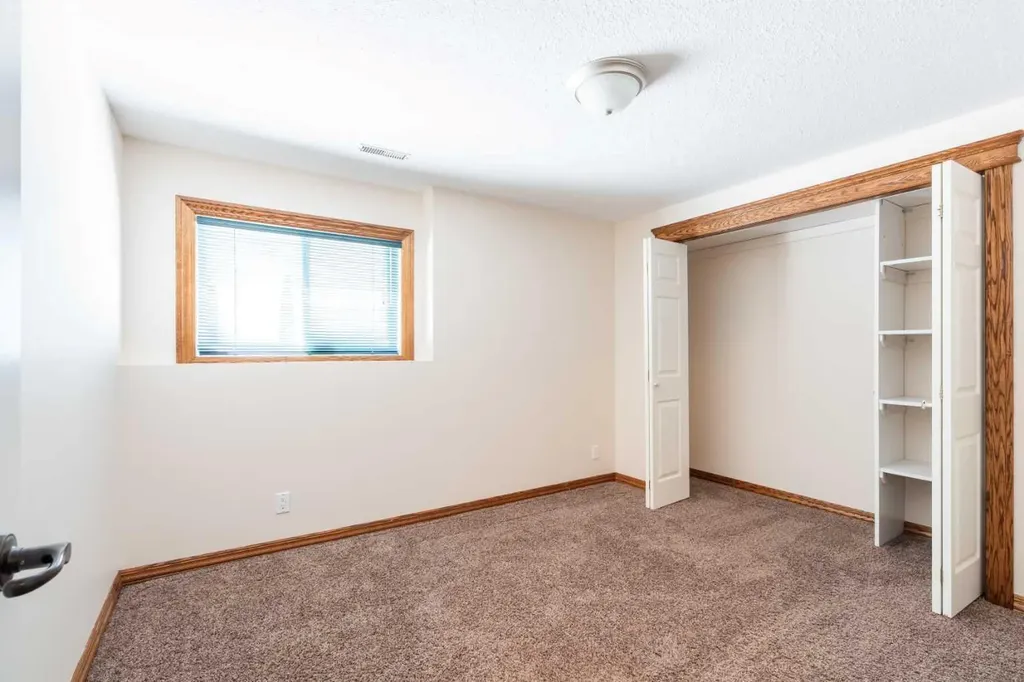 4016 49 Avenue Taber AB T1G 1C8