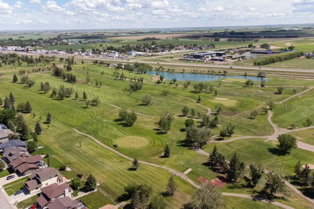 4016 49 Avenue Taber AB T1G 1C8