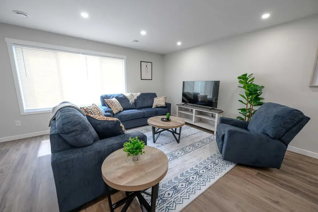 10021 105 Avenue Grande Prairie AB T8V1H2