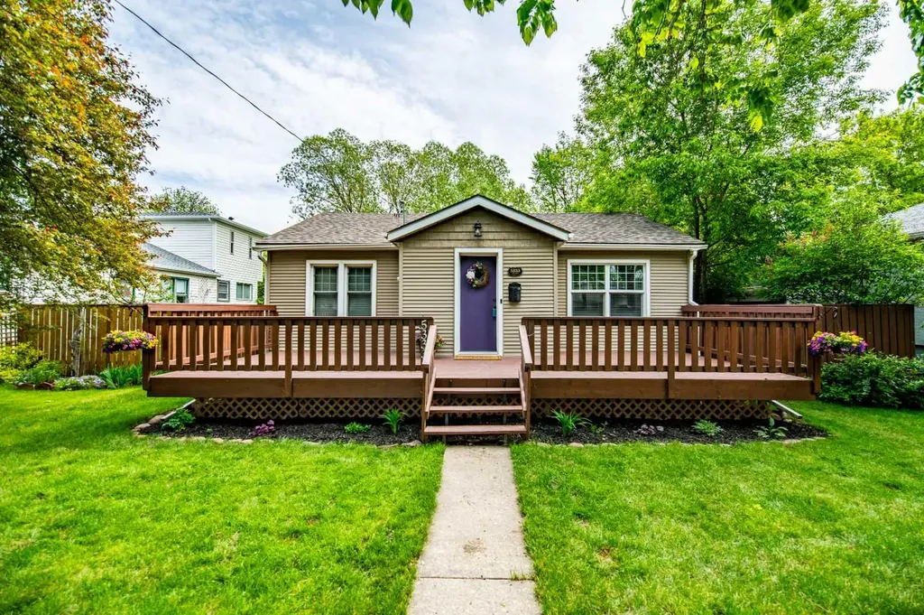 5333 42a Avenue Red Deer AB T4N 3A6