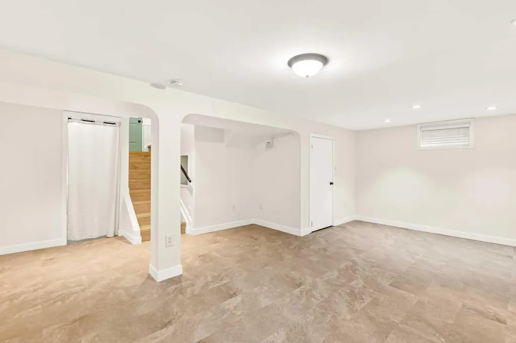 5333 42a Avenue Red Deer AB T4N 3A6