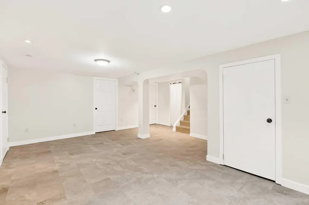 5333 42a Avenue Red Deer AB T4N 3A6