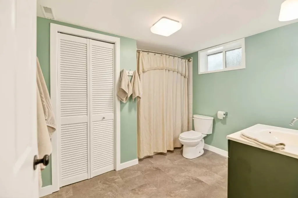 5333 42a Avenue Red Deer AB T4N 3A6