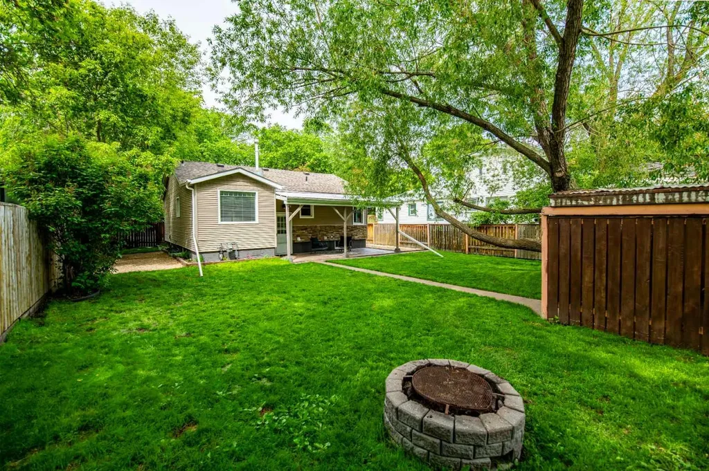 5333 42a Avenue Red Deer AB T4N 3A6