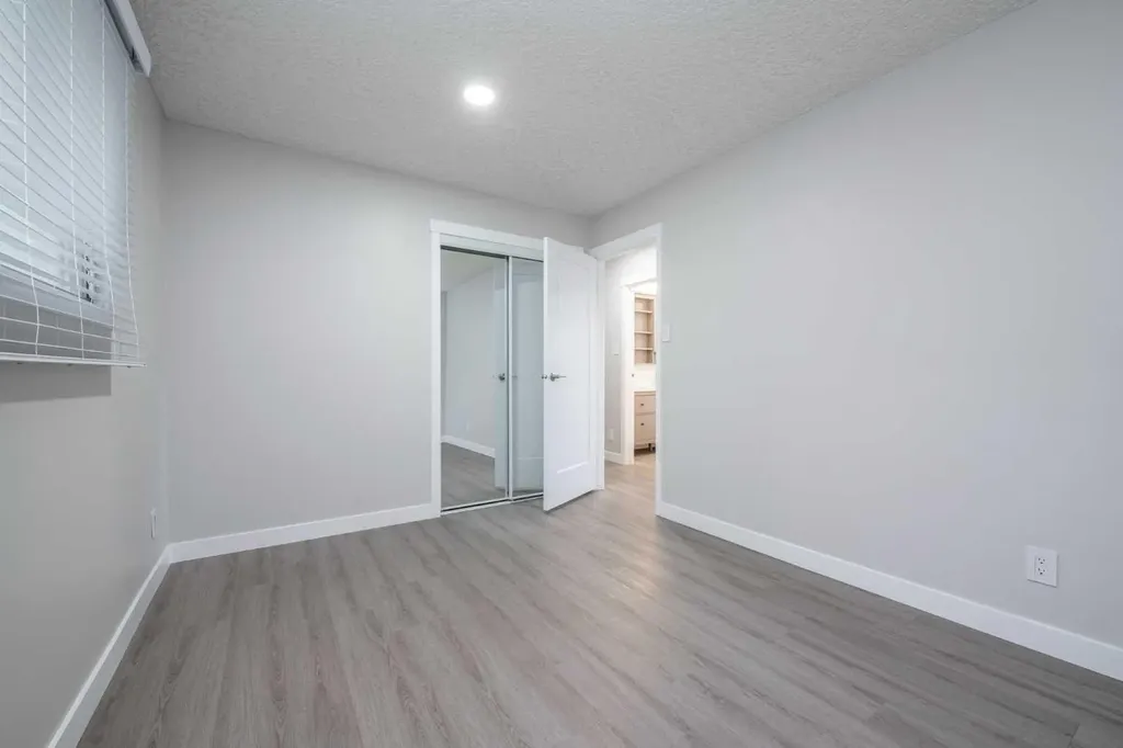 6036 4 Street NE Calgary AB T2K 1K2