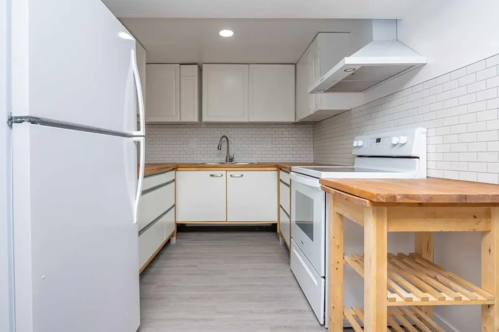 6036 4 Street NE Calgary AB T2K 1K2