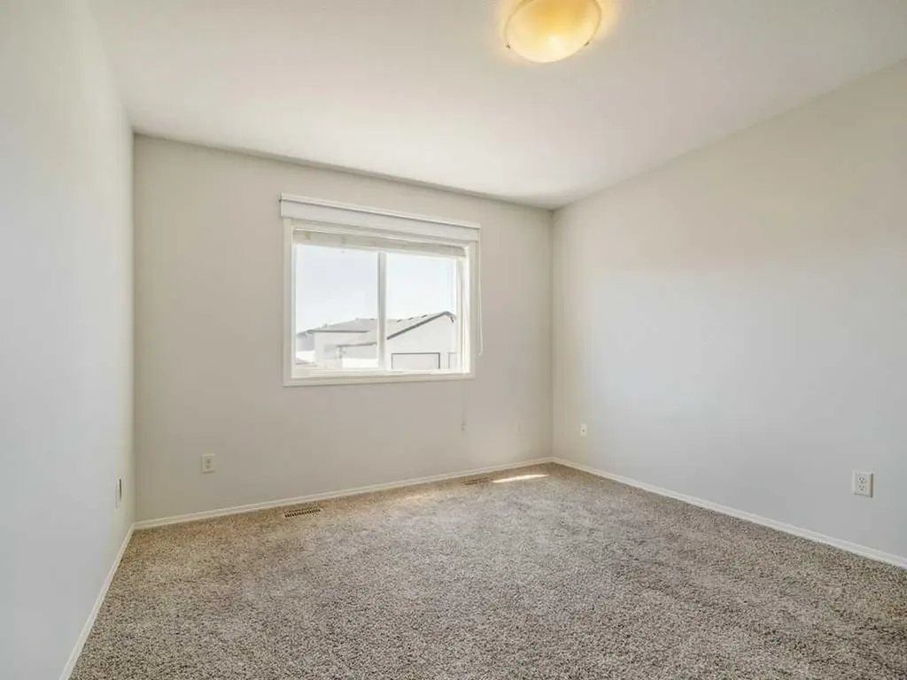 167 Blackwolf Way N Lethbridge AB T1H 6Z7