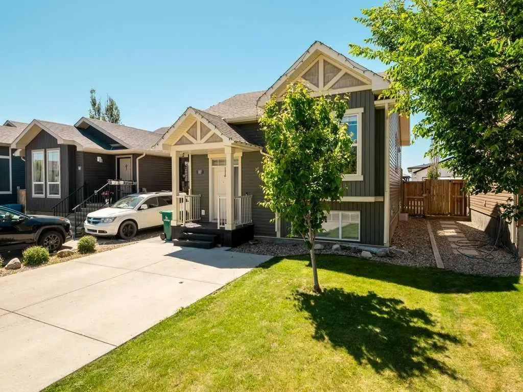 167 Blackwolf Way N Lethbridge AB T1H 6Z7