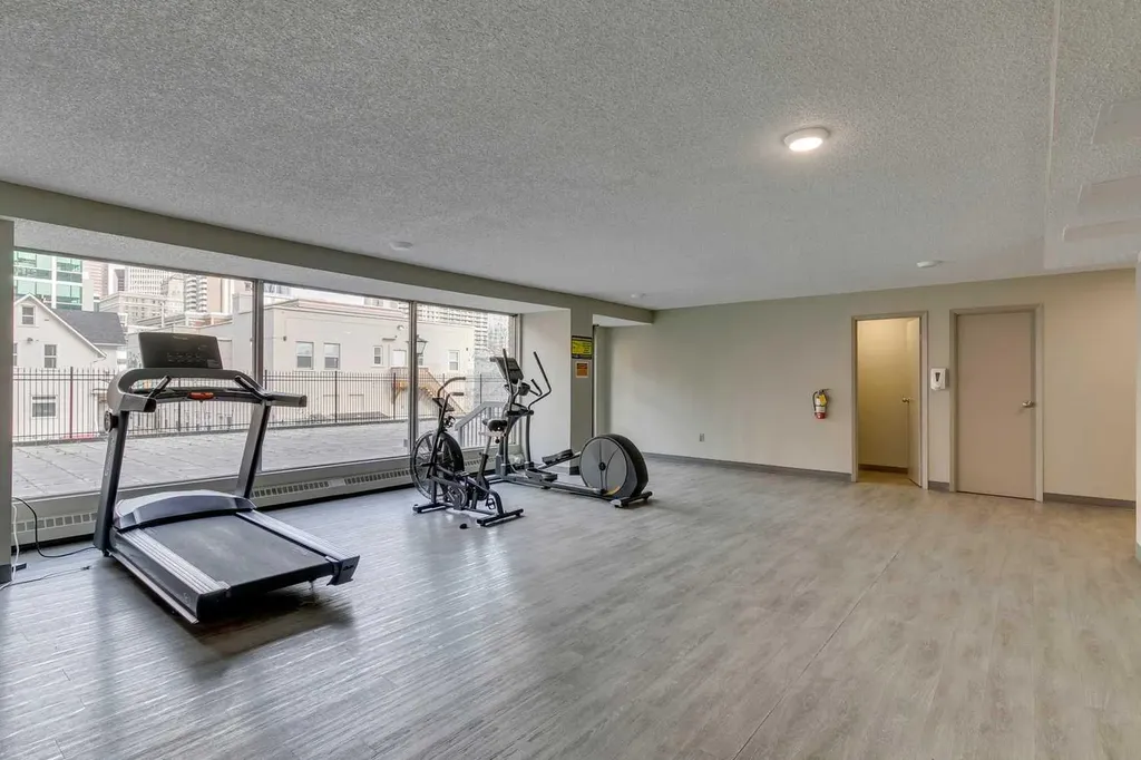 220 13 Avenue SW Calgary AB T2R 1L6