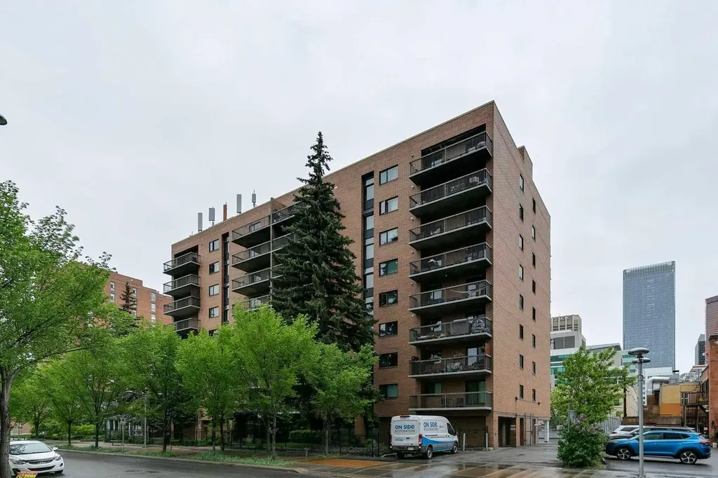 220 13 Avenue SW Calgary AB T2R 1L6