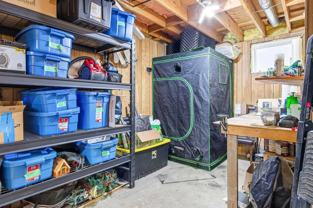 207 7 Avenue Paradise Hill SK S0M 2G0