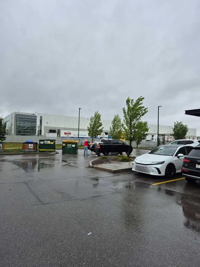 4310 104 Avenue NE Calgary AB T3N 1W3