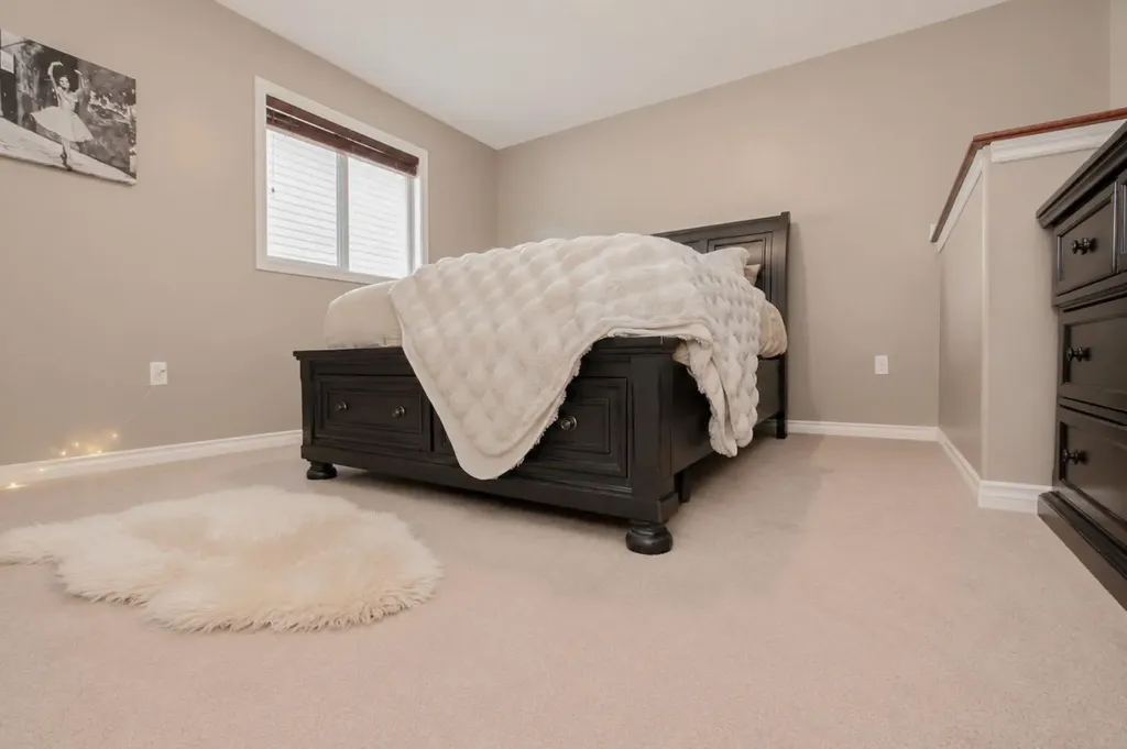 9211 102 Avenue Sexsmith AB T0H 3C0