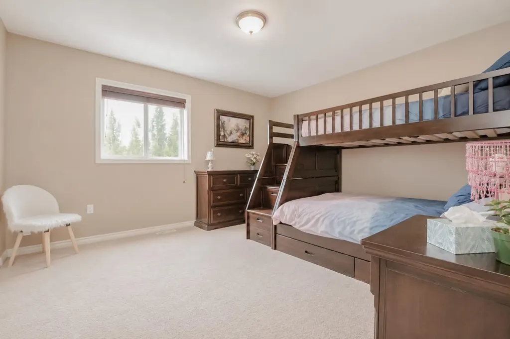 9211 102 Avenue Sexsmith AB T0H 3C0