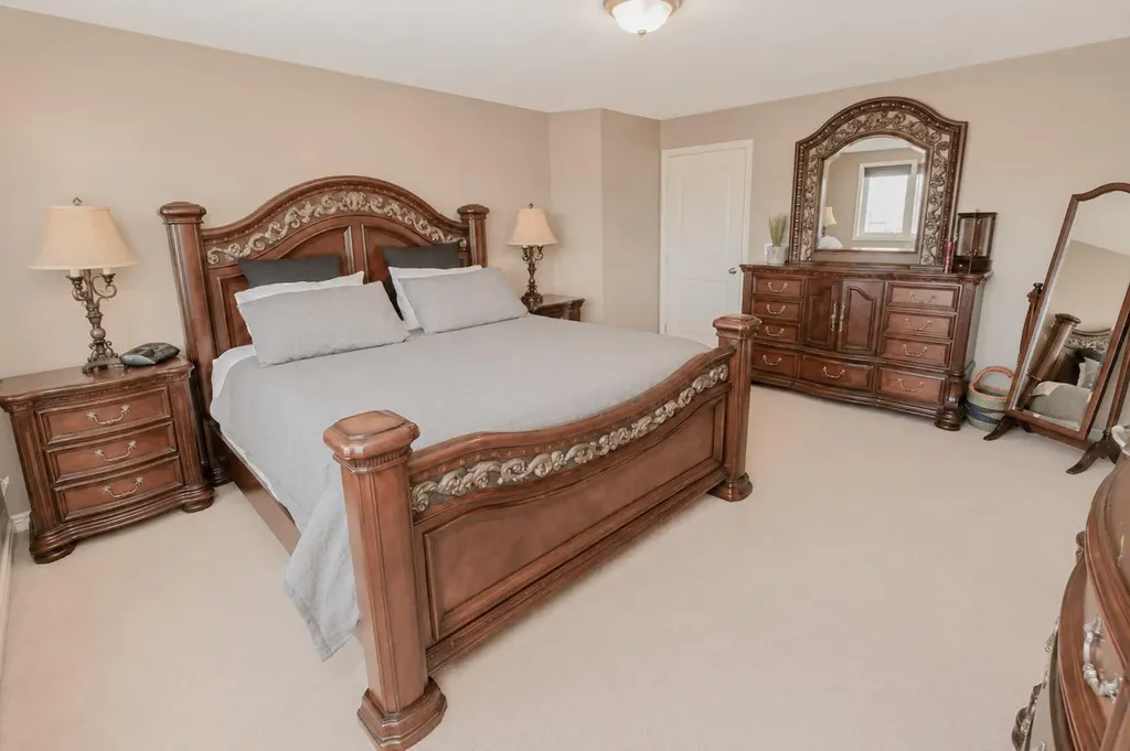 9211 102 Avenue Sexsmith AB T0H 3C0