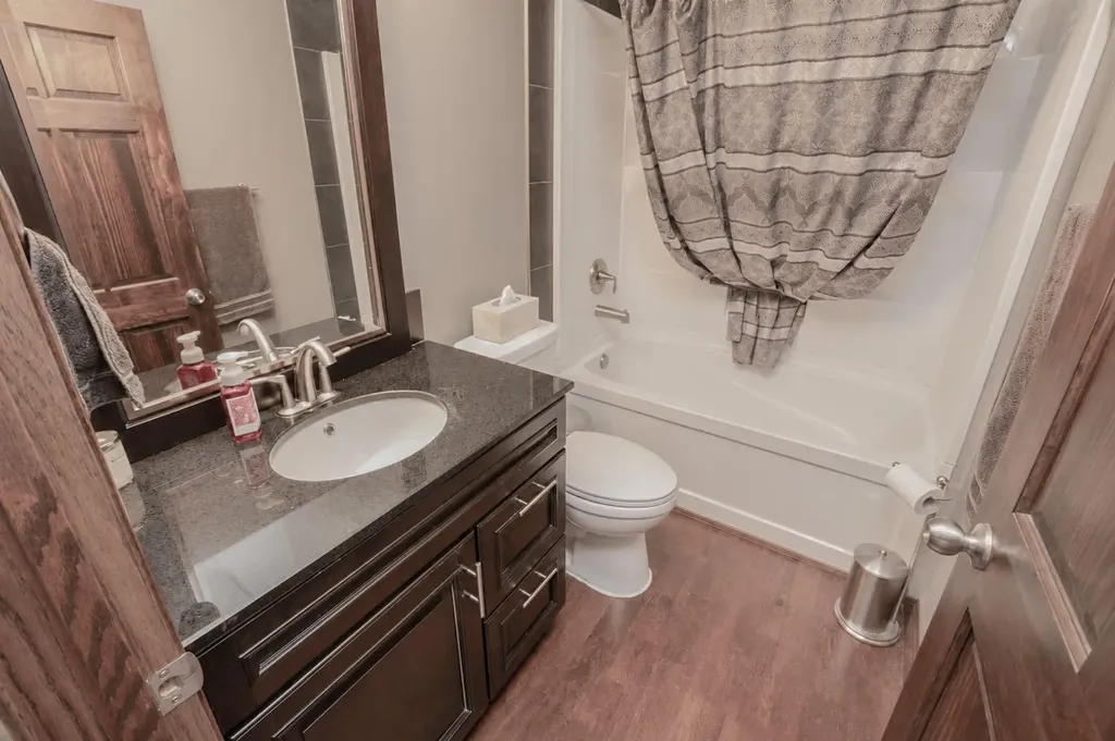 9211 102 Avenue Sexsmith AB T0H 3C0