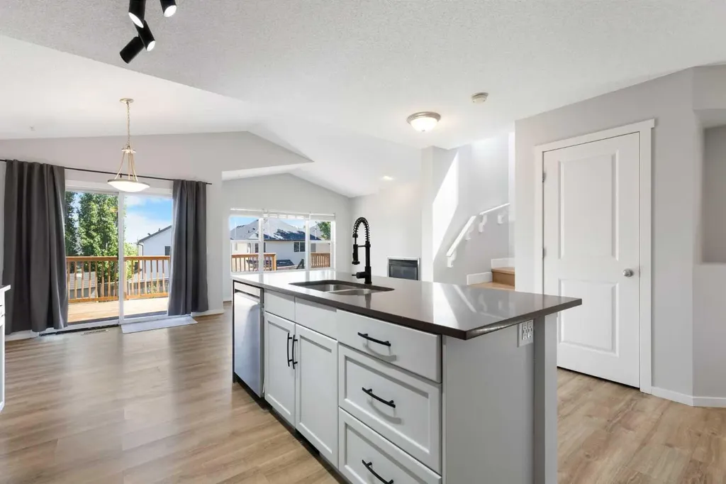 116 Sage Valley Drive NW Calgary AB T3R0C8