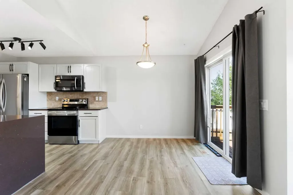 116 Sage Valley Drive NW Calgary AB T3R0C8