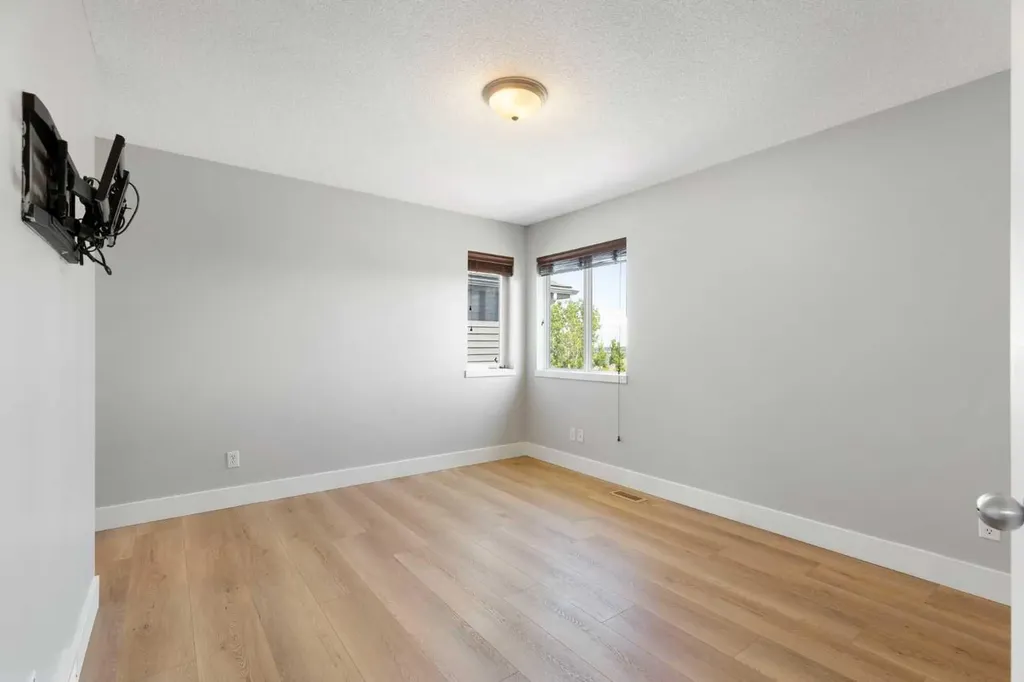 116 Sage Valley Drive NW Calgary AB T3R0C8