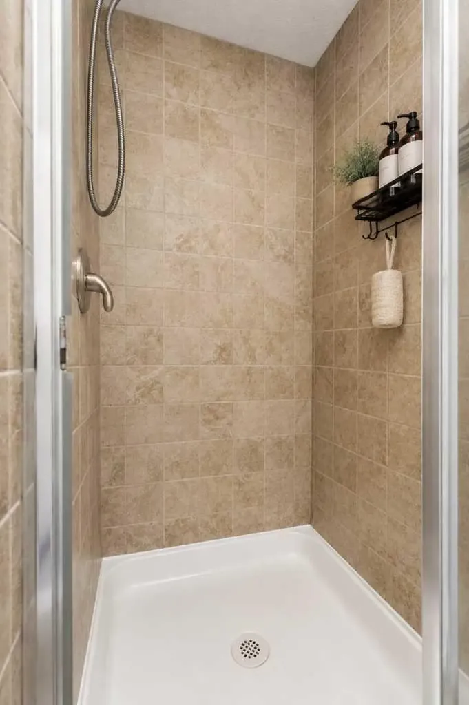 116 Sage Valley Drive NW Calgary AB T3R0C8