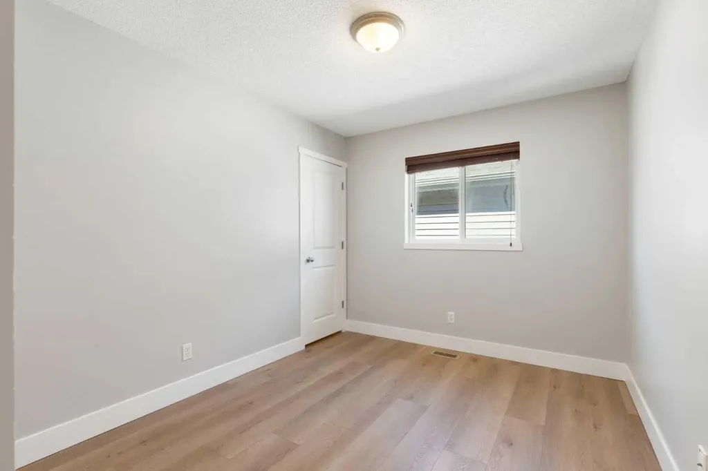 116 Sage Valley Drive NW Calgary AB T3R0C8