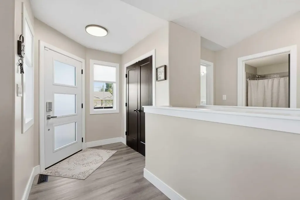 66 Pondside Crescent Blackfalds AB T4M 0G3