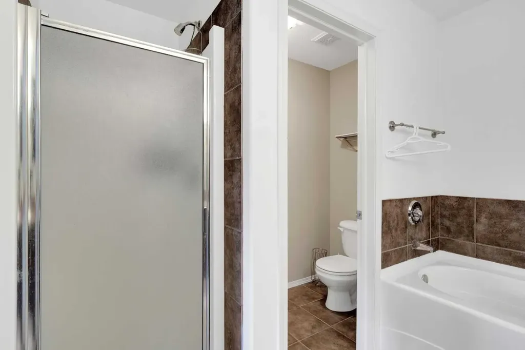 9 Lincoln Street Sylvan Lake AB T4S2R1