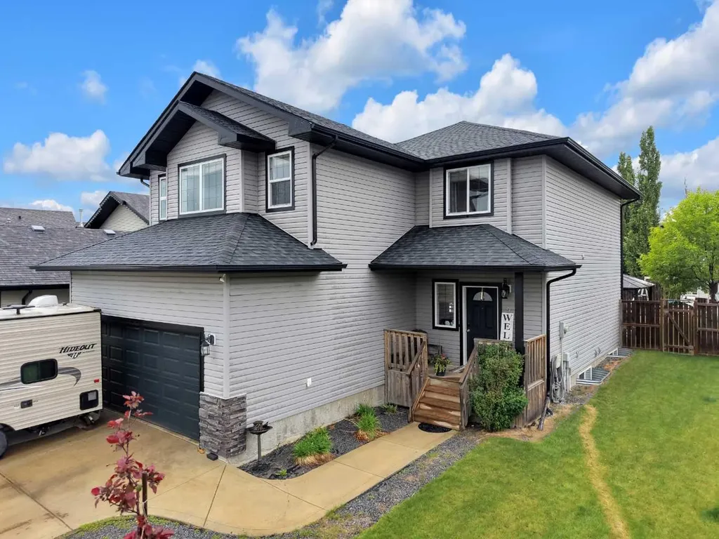 9 Lincoln Street Sylvan Lake AB T4S2R1