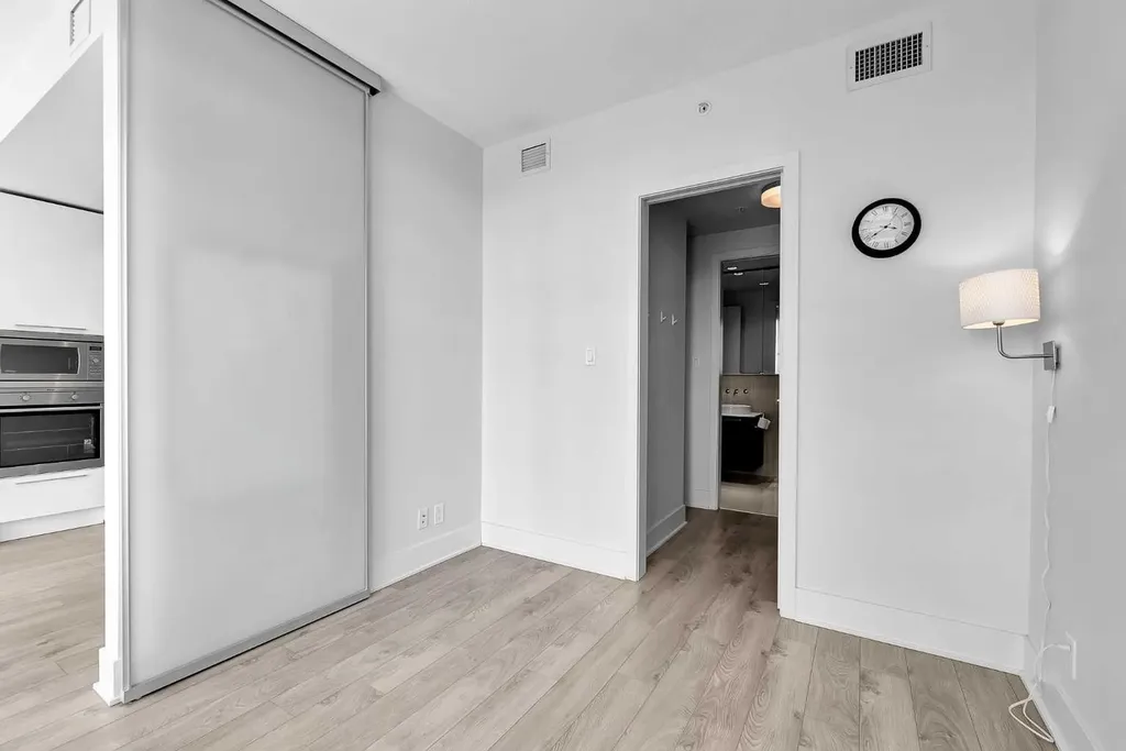 901 10 Avenue SW Calgary AB T2R0B5
